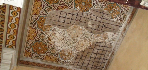 تساقط أجزاء جديدة من  سقف  مسجد  " سيدي شبل " الأثري بالمنوفية
