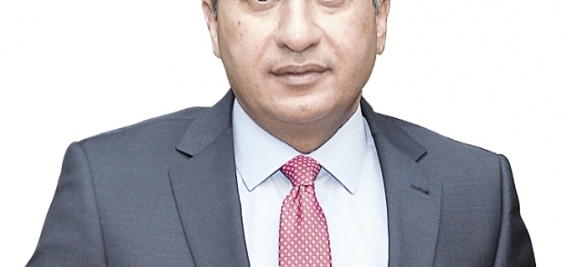 وزير الطيران المصري