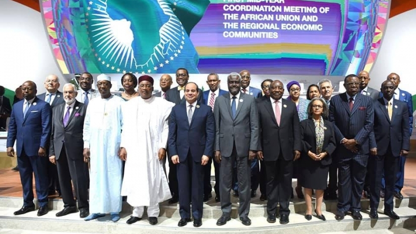 الرئيس عبد الفتاح السيسي مع رؤساء الدول الأفريقية