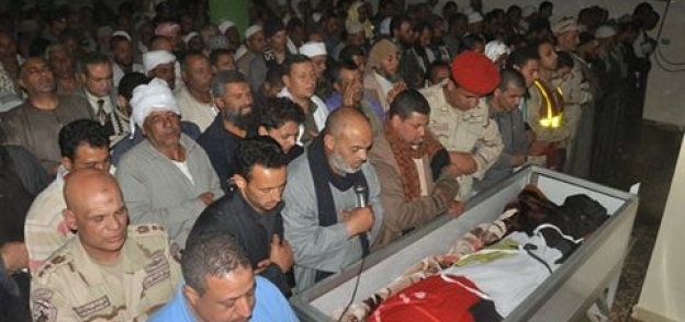 تشييع جثمان "محمد بهاء" فى جنازة عسكرية بمسقط رأسه بشوارع الغربية