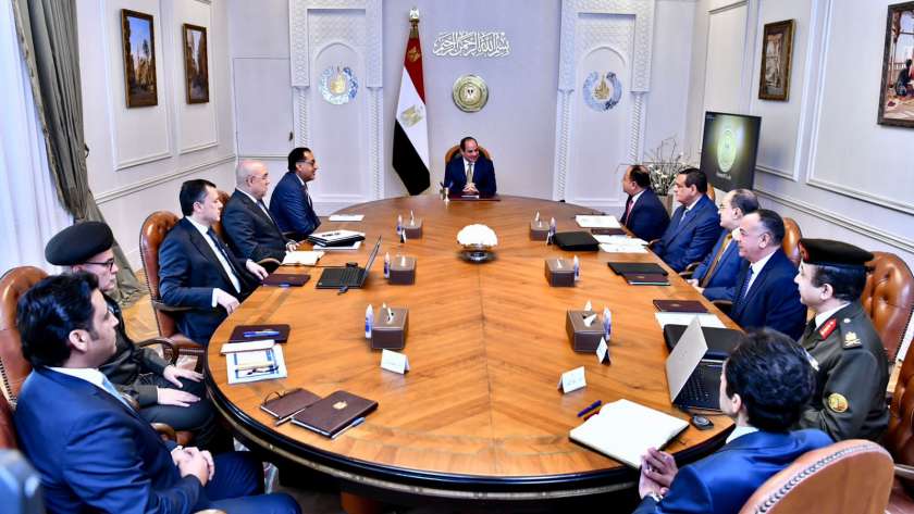 خلال اجتماع الرئيس السيسي مع رئيس الوزراء