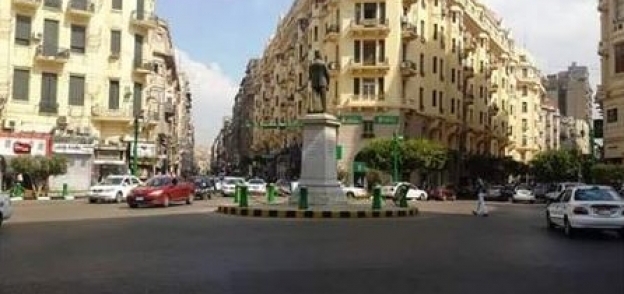 بالصور| حي غرب القاهرة ينتهي من تطوير ميدان طلعت حرب في وسط البلد