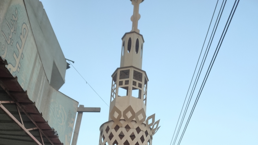 مجسم خشبي لبرج القاهرة في المنوفية