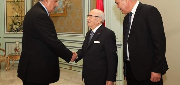 الرئيس التونسى يستقبل المشاركين بمؤتمر اتحاد المحامين العرب