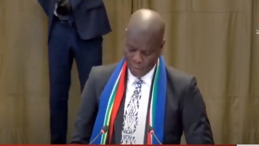 وزير العدل الجنوب أفريقي أمام محكمة العدل الدولية