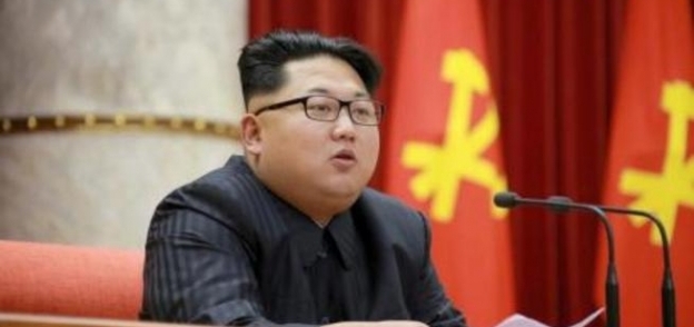زعيم كوريا الشمالية كيم جونغ