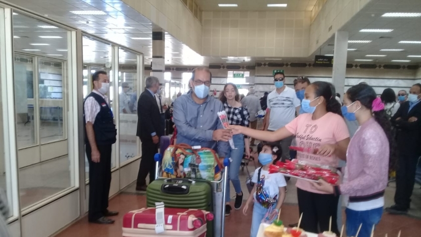 مطار القاهرة الدولي يستقبل ويودع 16446 راكب من جنسيات مختلفة خلال ال 24 ساعة القادمة