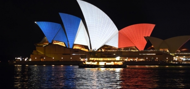 أستراليا تضئ ألوان علم فرنسا