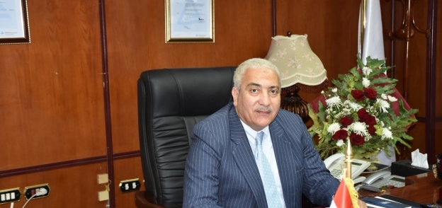 الدكتور أحمد بيومى رئيس جامعة مدينة السادات