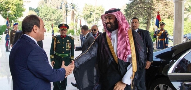 "واس" تنشر صور لقاء السيسي بولي العهد السعودي في قصر الاتحادية