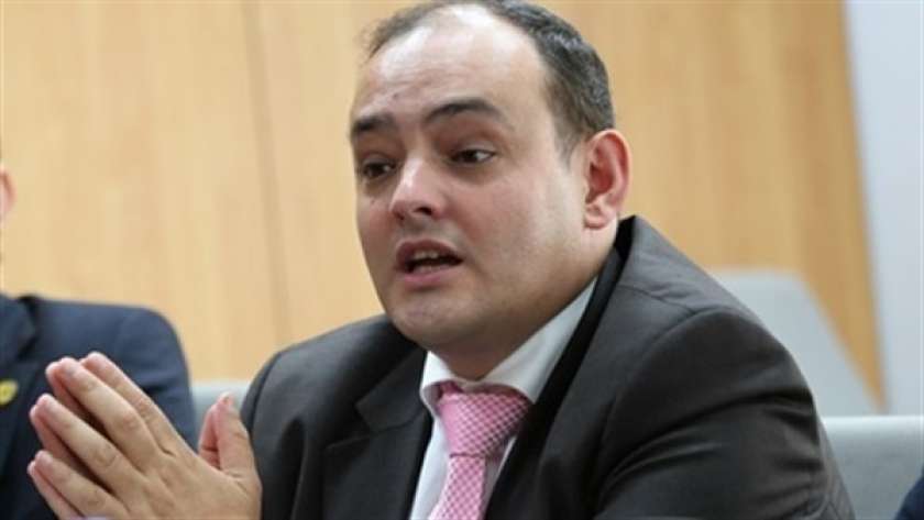 النائب احمد سمير رئيس اللجنة الاقتصادية
