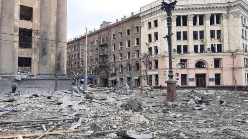 آثار القصف الروسي على «خاركيف»