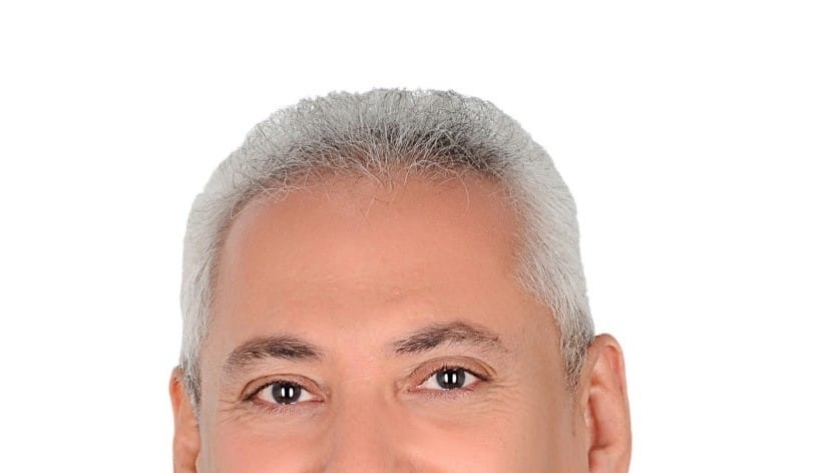 د. عصام فرحات رئيس جامعة المنيا