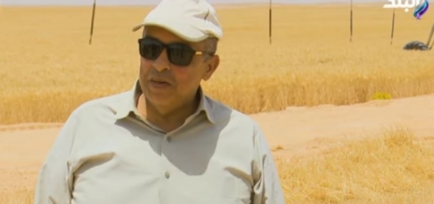 الدكتور عز الدين أبوستيت، وزير الزراعة واستصلاح الأراضي