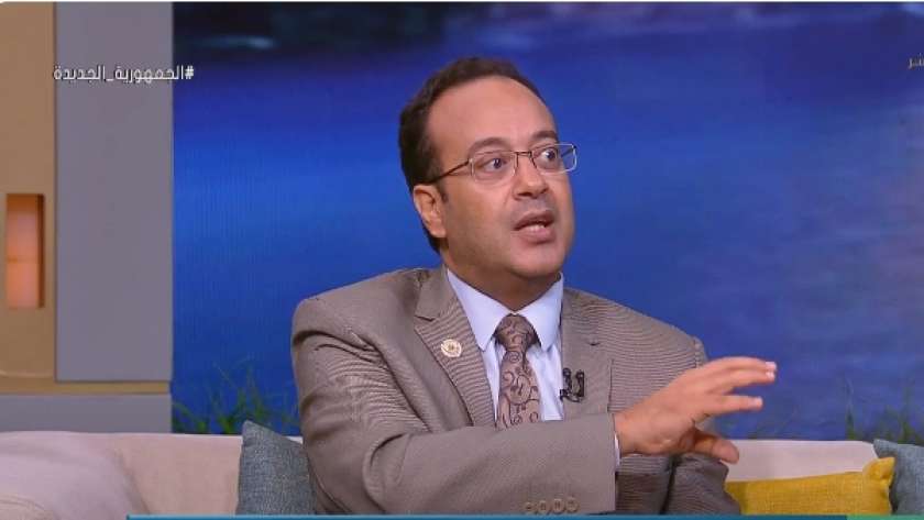 الدكتور حامد فارس - أستاذ العلاقات الدولية