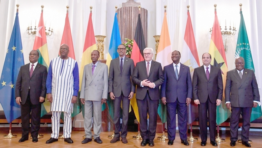 الرئيس السيسى يتوسط زعماء وقادة أفريقيا