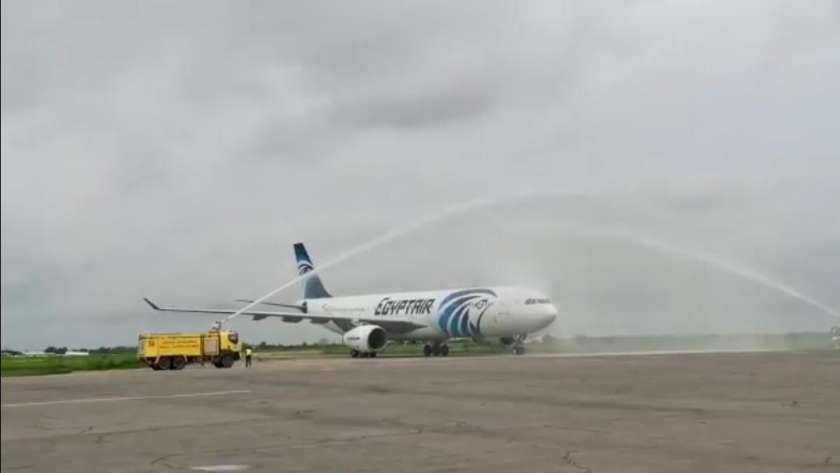 عودة الرحلات الجوية المنتظمة بين القاهرة كازاخستان بداية من غد الإثنين
