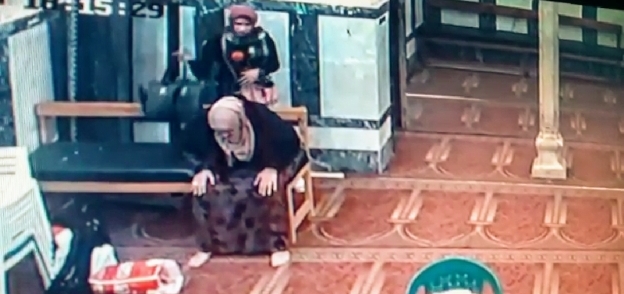 حبس فتاتين واقعة سرقة حقيبة داخل مسجد سيدي بشر 4 أيام في الإسكندرية