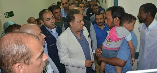 وزير الصحة يتفقد مستشفى القصير