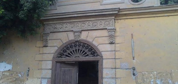 مدخل قصر هدي شعراوي في المنيا