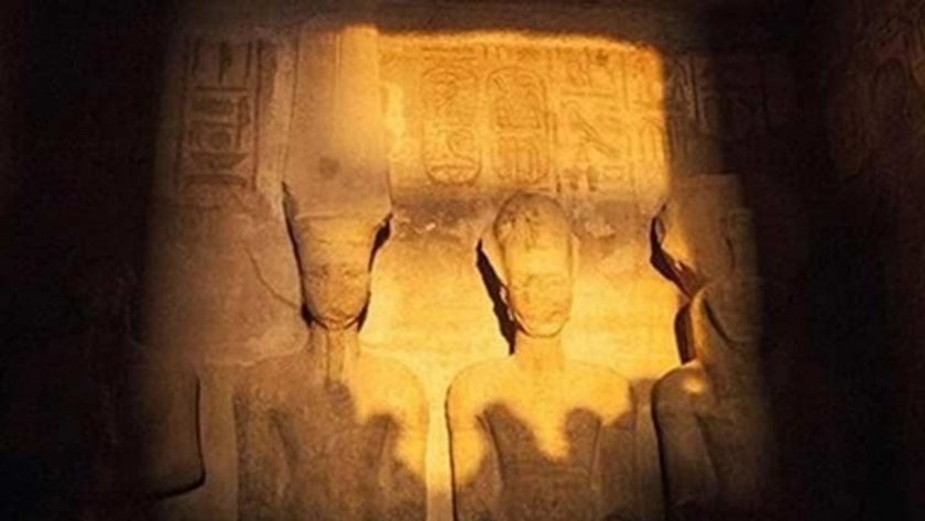 تعامد الشمس على معبد أبوسمبل