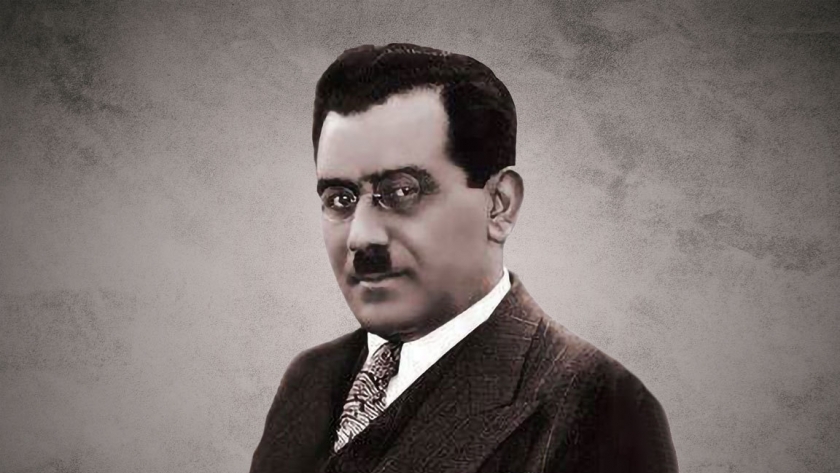 علي مصطفى مشرفة