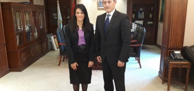 وزيرة السياحة تلتقى السفير الصربى بالقاهرة
