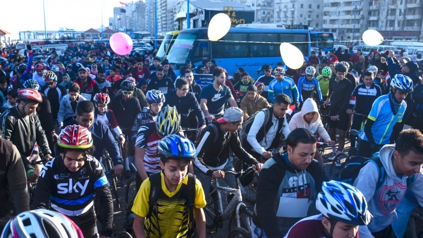  محافظ الإسكندرية يطلق إشارة البدء للمهرجان الرياضي للدرجات بمشاركة ١٥٠٠ شاب  