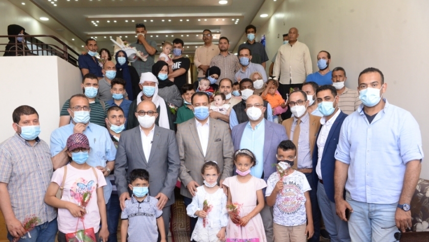 ختام القافلة الطبية لعلاج 30طفل ليبى من الشفة الأرنبية بجامعة أسيوط