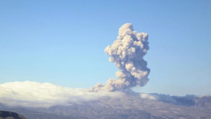انفجار بركان كوتوباكسي فى الأكوادور