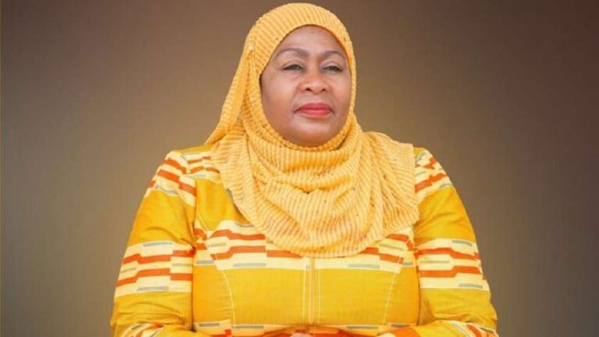 رئيسة تنزانيا سامية حسن صلوحي