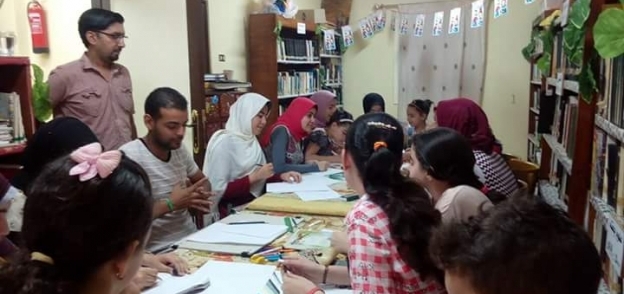 ورشة لتعليم الأطفال رسوم البورتريه فى بيت ثقافة شبرا بالبحيرة