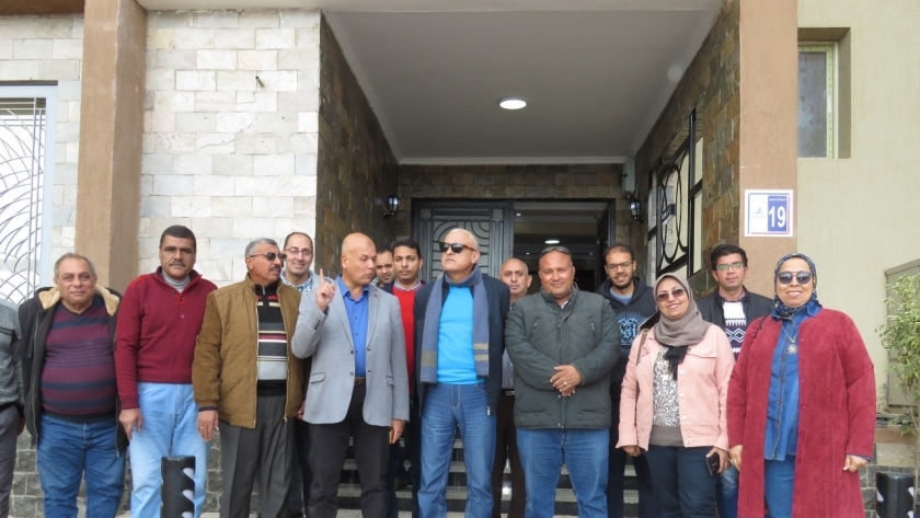 نائب رئيس"المجتمعات العمرانية" يتفقد المشروعات الجاري تنفيذها بمدينة العبور