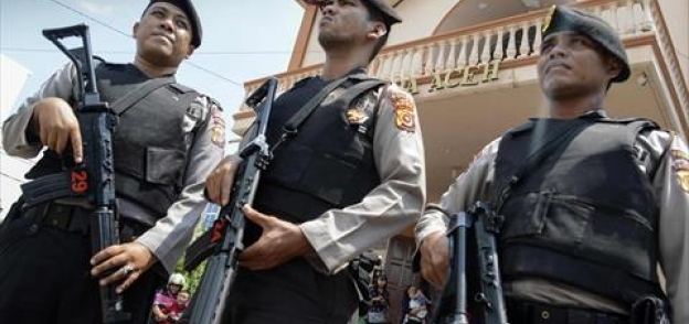 عناصر من الشرطة في إندونيسيا