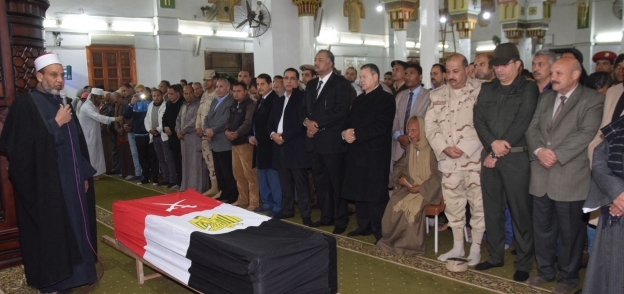 تشييع جثمان حسين جمعة "شهيد العريش" بمسقط رأسه في بني سويف