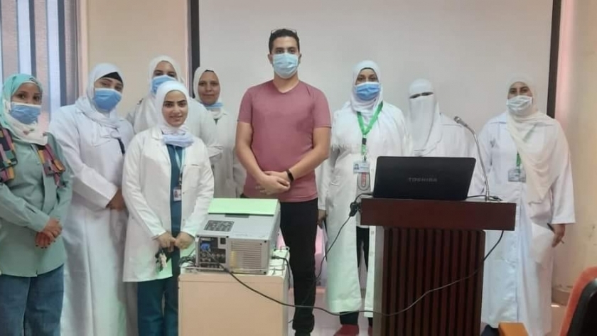 الأطقم الطبية في جامعة قناة السويس