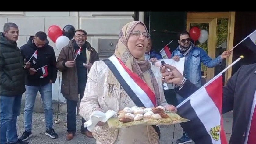 كحك وكنافة بإحتفال المصريين بالخارج بالإنتخابات الرئاسية