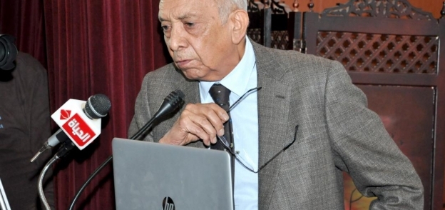 الدكتور محمد غنيم