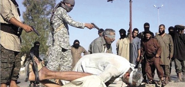 «داعش» أثناء تنفيذ إحدى عمليات الإعدام