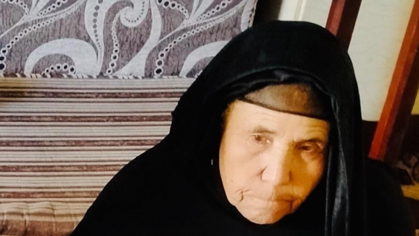 وفاة الحاجة عطيات ملهمة المرأة البدوية في النجيلة