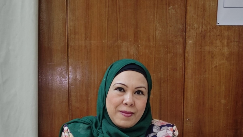 الدكتورة فايزة الحسيني