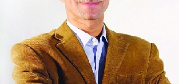الدكتور أحمد فؤاد أنور، أستاذ اللغة العبرية