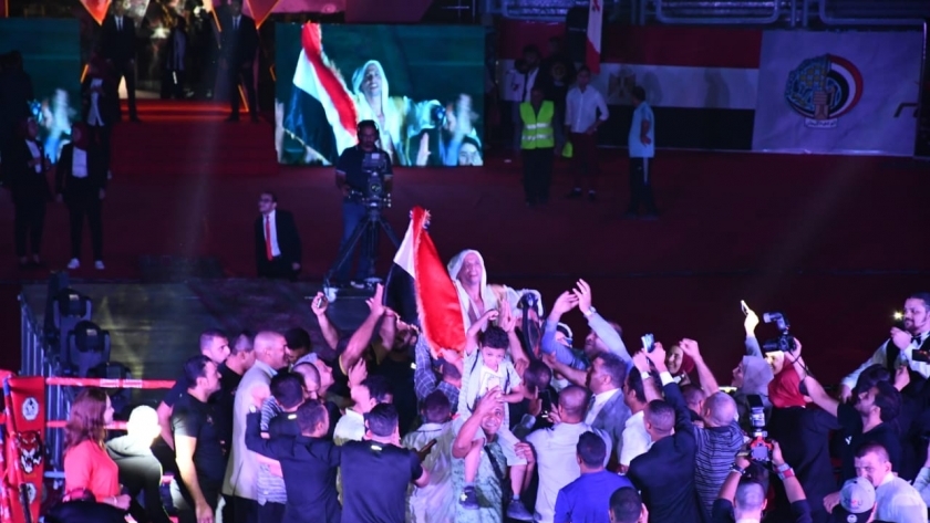 القوات المسلحة تهنئ العقيد محمد عبده لفوزه بـ«حزام بطل العالم»