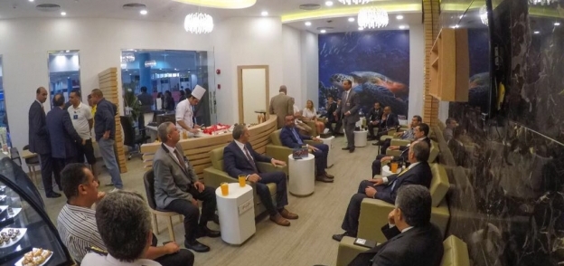 بالصور| افتتاح أحدث قاعة لكبار الزوار بمطار مرسى علم الدولي