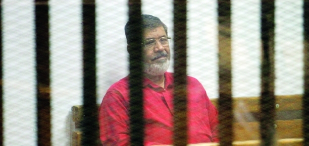محاكمة سابقة لـ«مرسى» فى قضية التخابر مع قطر