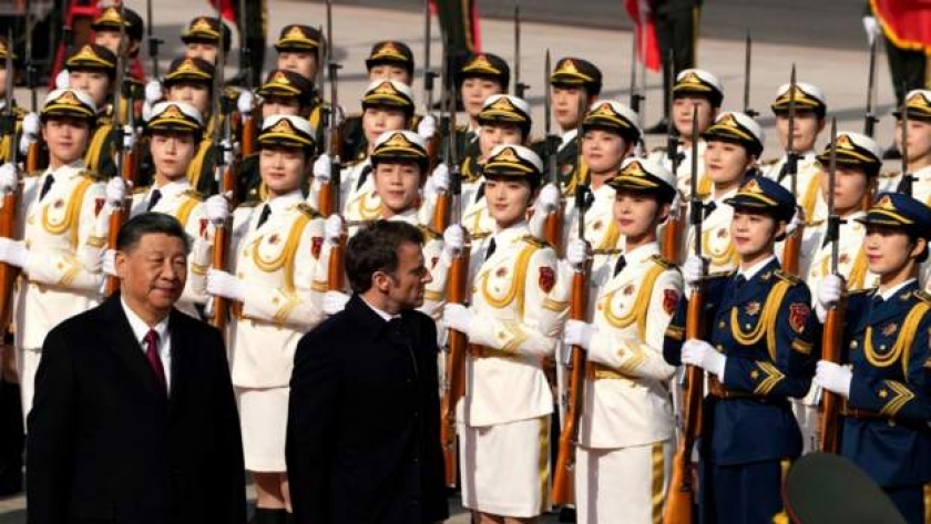 الرئيس الفرنسي ونظيره الصيني