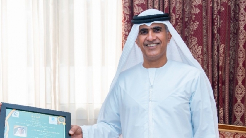 عضو مجلس إمارة رأس الخيمة الإماراتية يفوز بجائزة منتدى المستقبل
