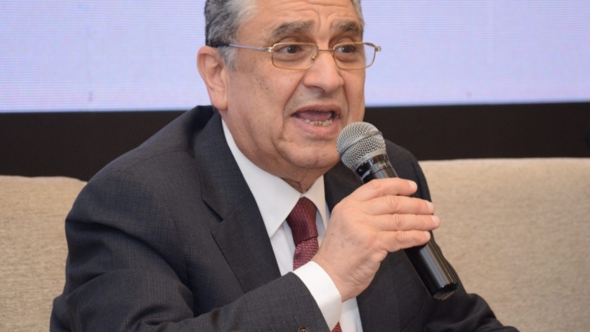 الدكتور محمد شاكر ، وزير الكهرباء