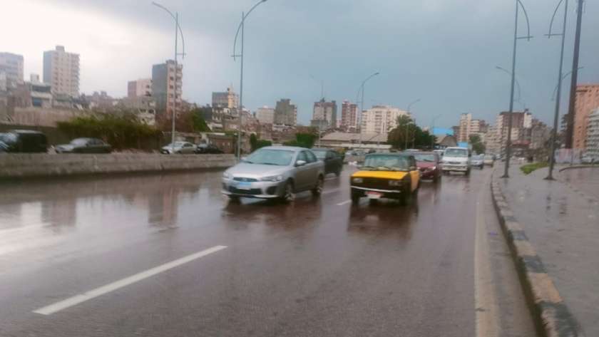 سقوط امطار في الإسكندرية