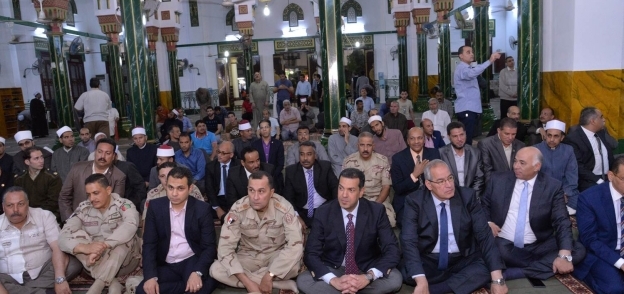 محافظ أسيوط يشهد احتفال مديرية الاوقاف بذكرى الإسراء والمعراج بمسجد ناصر